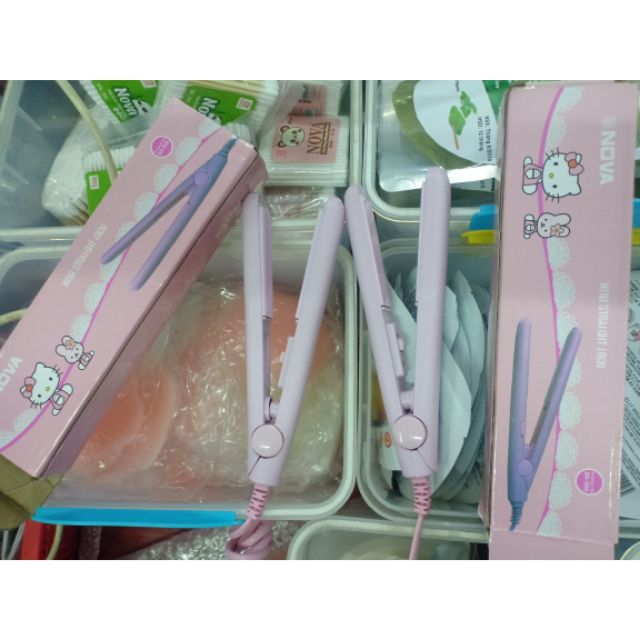 Máy là tóc mini dập xù tóc mini nova Cute ( hàng chuẩn)