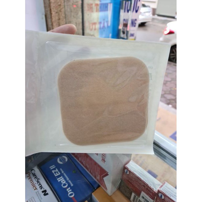 Miếng dán chống loét tỳ đè, vết thương, bỏng... 10x10xcm Duoderm CGF Usa