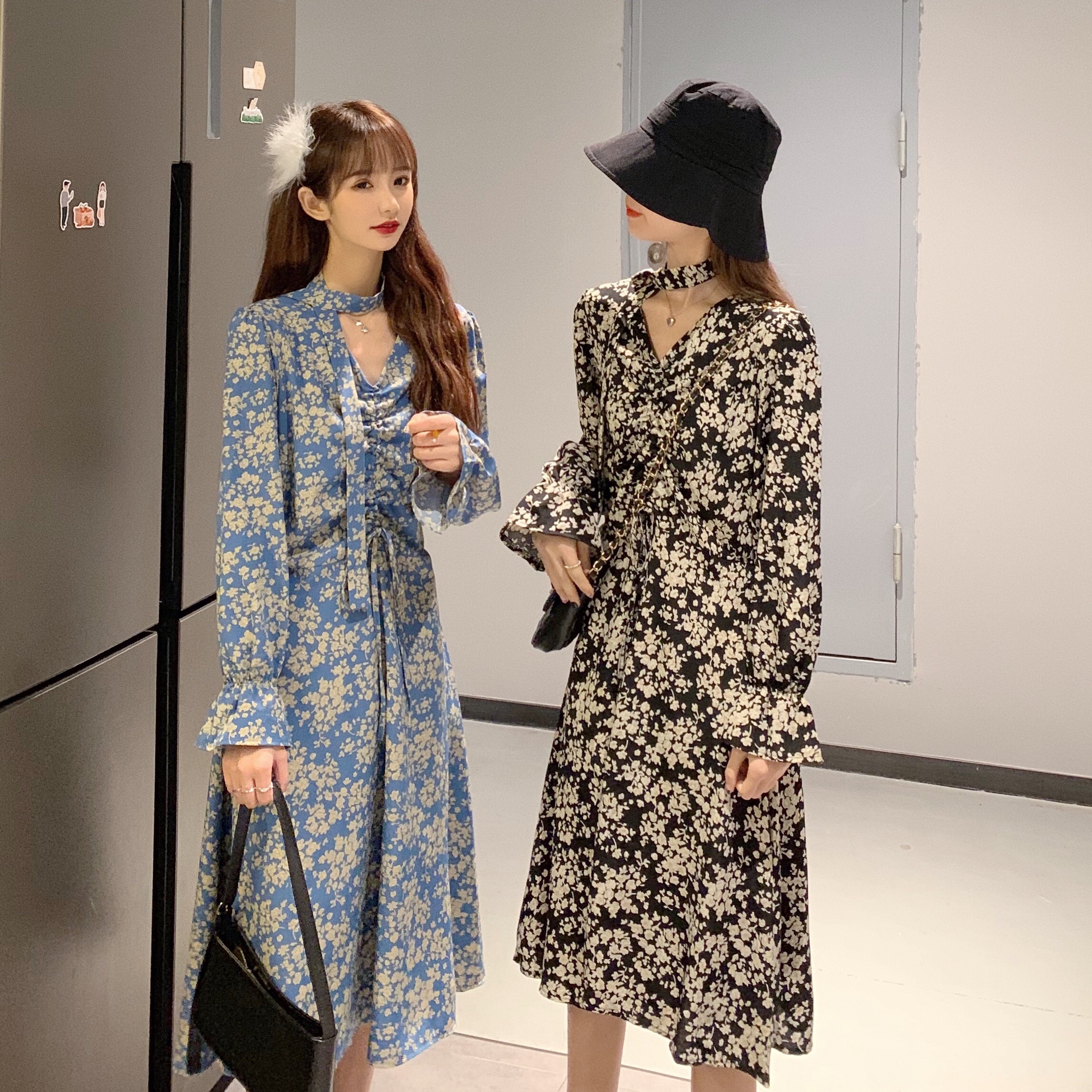 Đầm nữ dài tay bồng Retro 2021, Váy vintage tiểu thư dáng dài xòe màu đen xanh cổ V tặng kèm dây sang chảnh hàn quốc | BigBuy360 - bigbuy360.vn