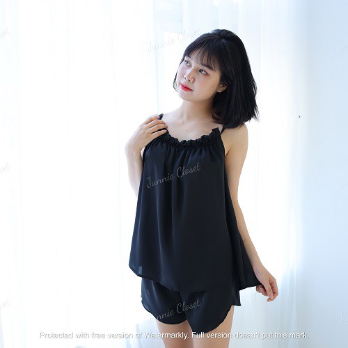 Bộ ngủ lụa 2 dây mặc nhà Junnie Closet