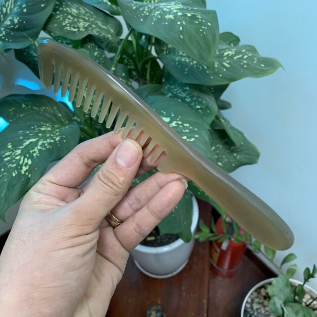 Lược sừng răng thưa xuất nhật (Size: L - 20cm) Chải tóc xoăn, xù - COH139 - Horn Comb of HAHANCO