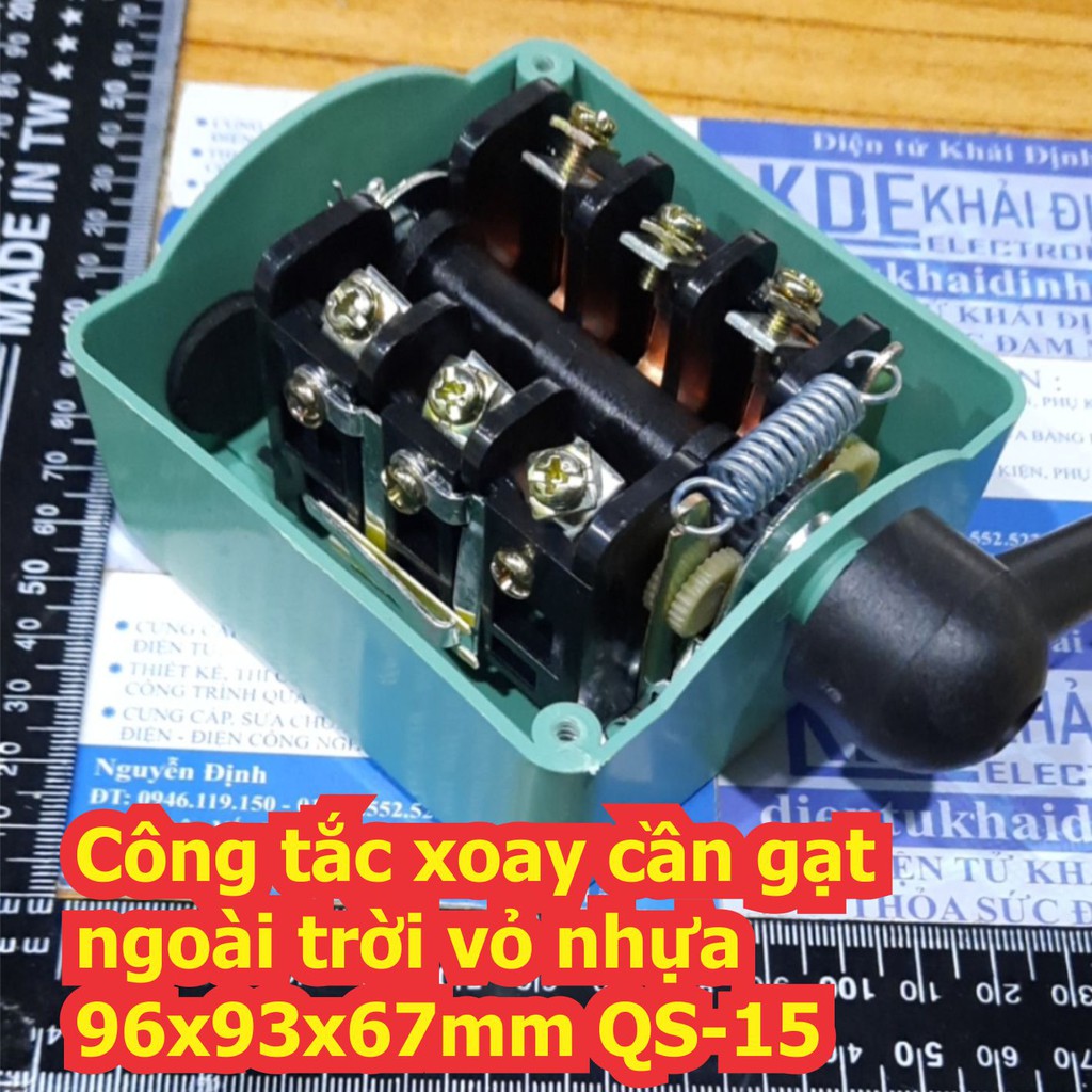 Công tắc xoay cần gạt ngoài trời vỏ nhựa 96x93x67mm QS-15 kde7311