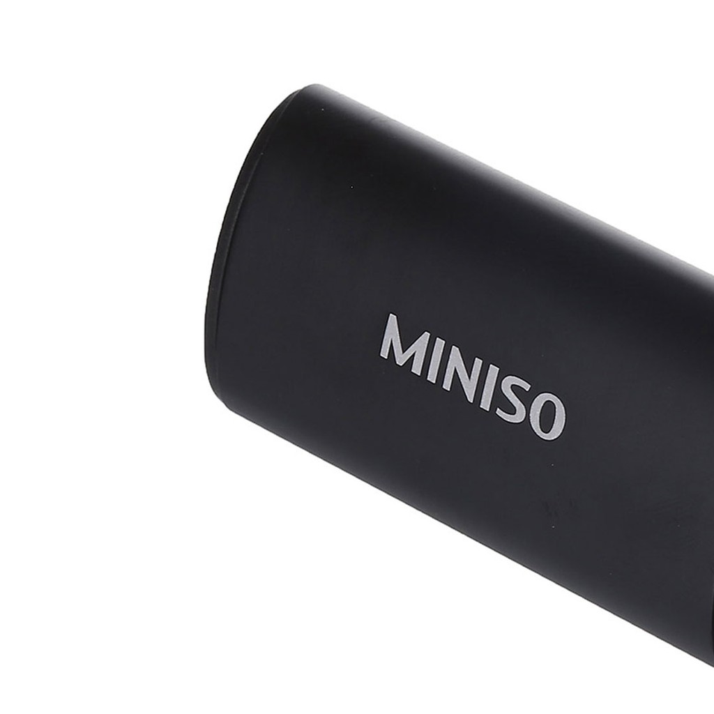 Máy lọc không khí khuếch tán tinh dầu trên ô tô Miniso (Đen/Xanh) - Hàng chính hãng