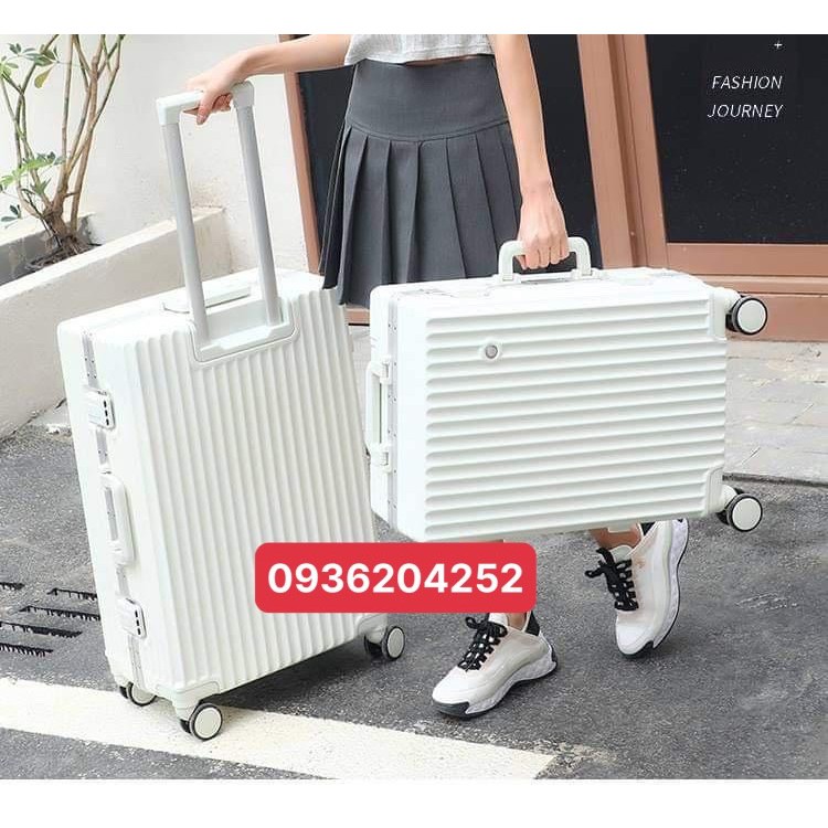 Vali khóa sập rimow chống cạy  CHỐNG BỂ VỠ- CHỐNG RẠCH MÓC- CHỐNG XƯỚC BH 10 Năm