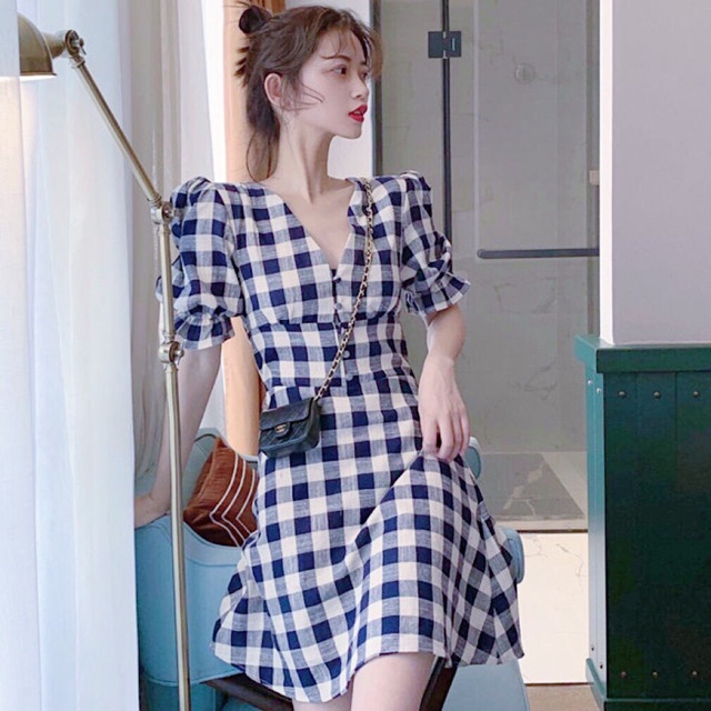 Đầm caro xanh to nút bọc (kèm hình thật)