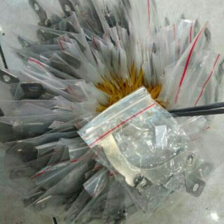 Bát chữ V gắn đèn sau ex135 Lượm 79