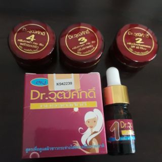 Bộ xà bông màu đỏ 200g