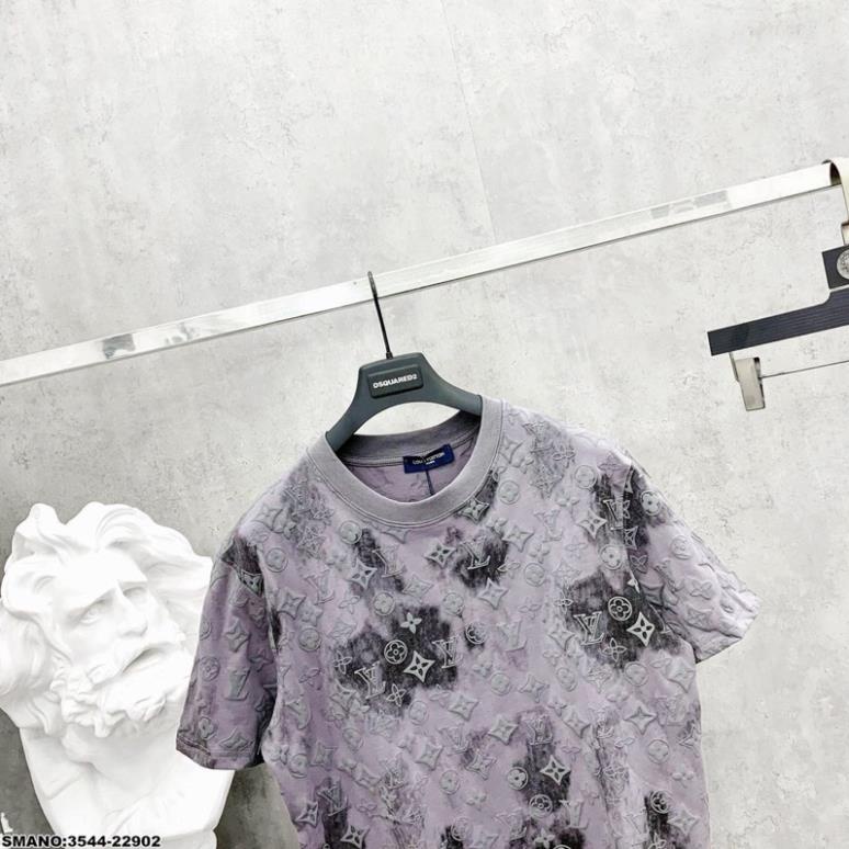 Áo Phông Nam L.V Hoạ Tiết Nổi Vải Cotton Mát Mịn - Áo Phông Nam Nữ Cao Cấp