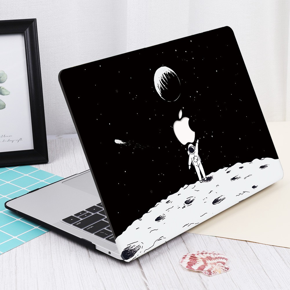 Sale 70% Bọc hình nhà du hành cho MacBook Air 13.3 kèm bàn phím, No.768,13"A1706/A1989/A2159 Giá gốc 430,000 đ - 104B17