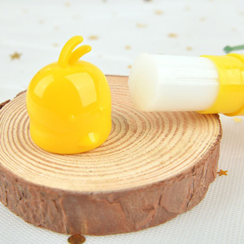 Son Dưỡng Môi Giữ Ẩm Chống Khô Môi Thiết Kế Hình Vịt Con Đáng Yêu