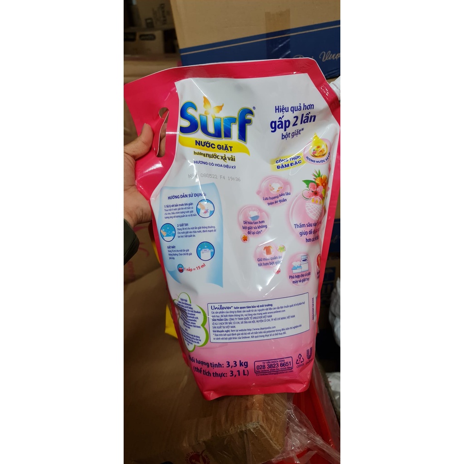 Nước giặt surf 3.3kg màu hồng/ xanh