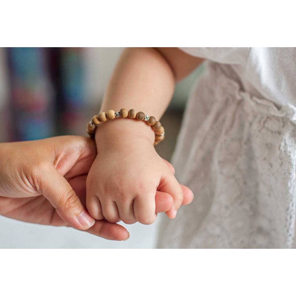 Vòng tay trầm hương ⚡️100% TRẦM HƯƠNG TỰ NHIÊN⚡️ Vòng tay phong thuỷ cho bé, tránh khỏi âm khí, tăng sức đề kháng