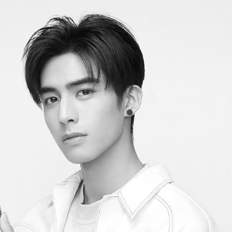 1 Khuyên tai hình quả tạ dạng vặn bằng thép titan đen phong cách hip hop đường phố cá tính sang trọng dành cho nam nữ