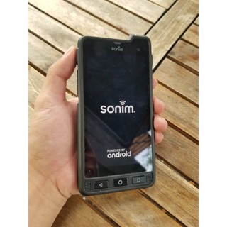 Điện Thoại Sonim XP8 - Đi công trình nồi đồng cối đá đúng chuẩn hàng chất Quân Đội Mỹ AT&T
