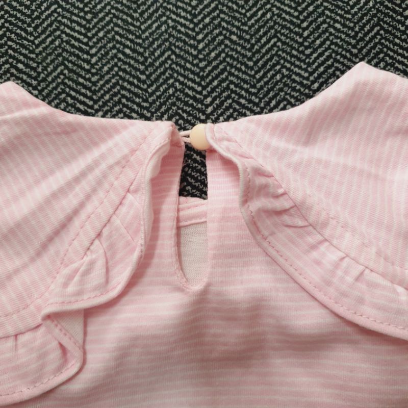 [120,140,150] Áo cotton dài tay cổ sen tay nhún màu kẻ hồng Lilipurri xuất Hàn dư xịn cho bé gái