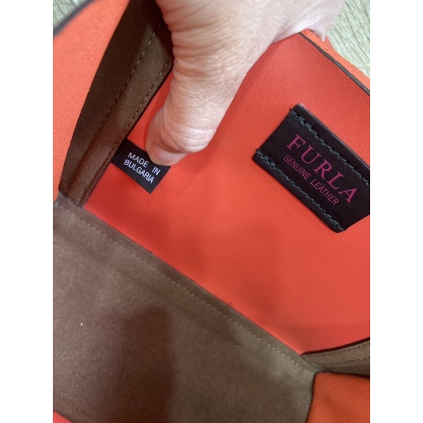 Túi si hiệu Furla