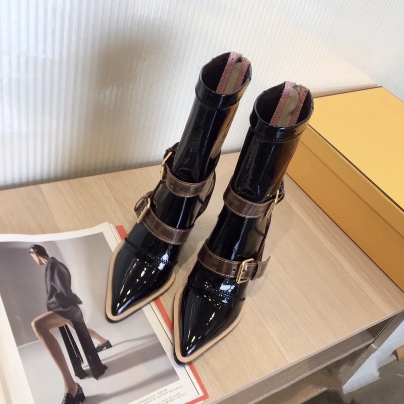 Bốt boot lửng fendi mũi nhọn đai ngang gót nhọn fullbox