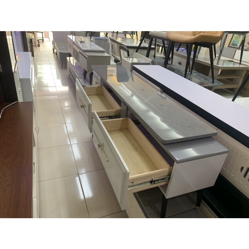 Kệ tivi mặt đá Ceramic nhập khẩu đẹp, giá rẻ. Mã SP 37-150