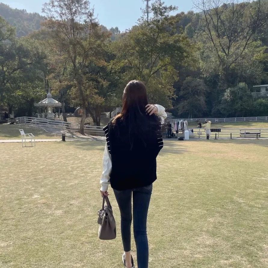 Áo Gi-Lê Len Cổ Tròn Dáng Rộng Thiết Kế Trẻ Trung Hợp Thời Trang