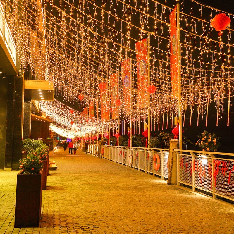 Dải đèn led dài 6x0,6 mét luôn sáng rủ xuống 40,50 và 60cm Huydecor trang trí Noel