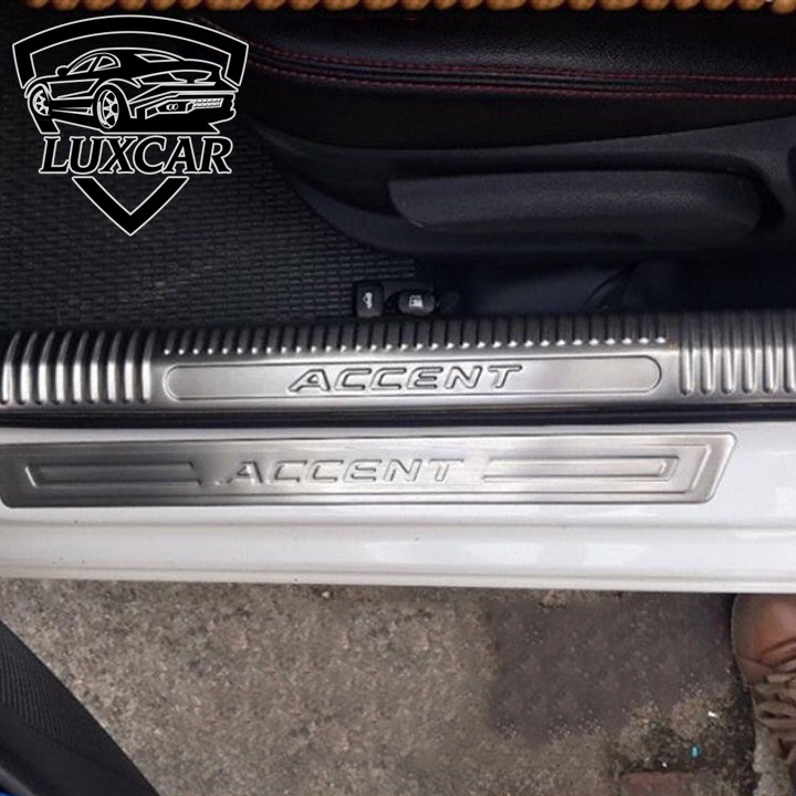 Ốp bậc cửa xe HYUNDAI ACCENT 2018-2021 - Chất liệu INOX, TITAN cao cấp LUXCAR