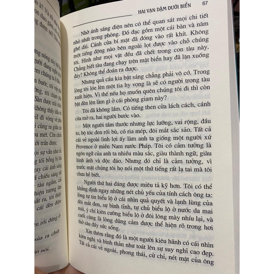 Sách - Hai vạn dặm dưới biển ( Huy Hoàng ) - Tái bản 98k