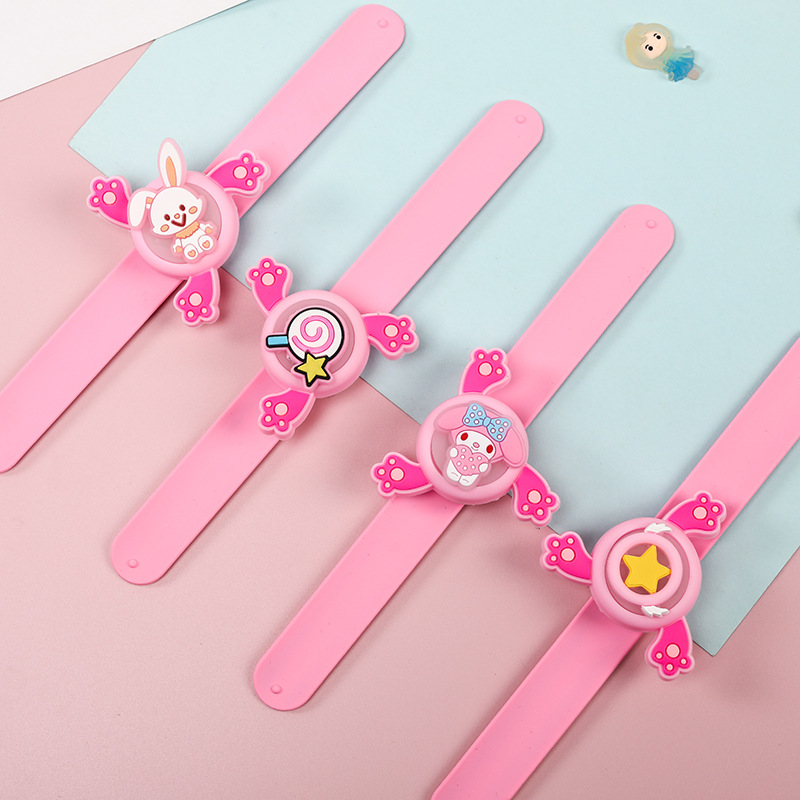 Vòng tay chống muỗi thời trang cho bé gái