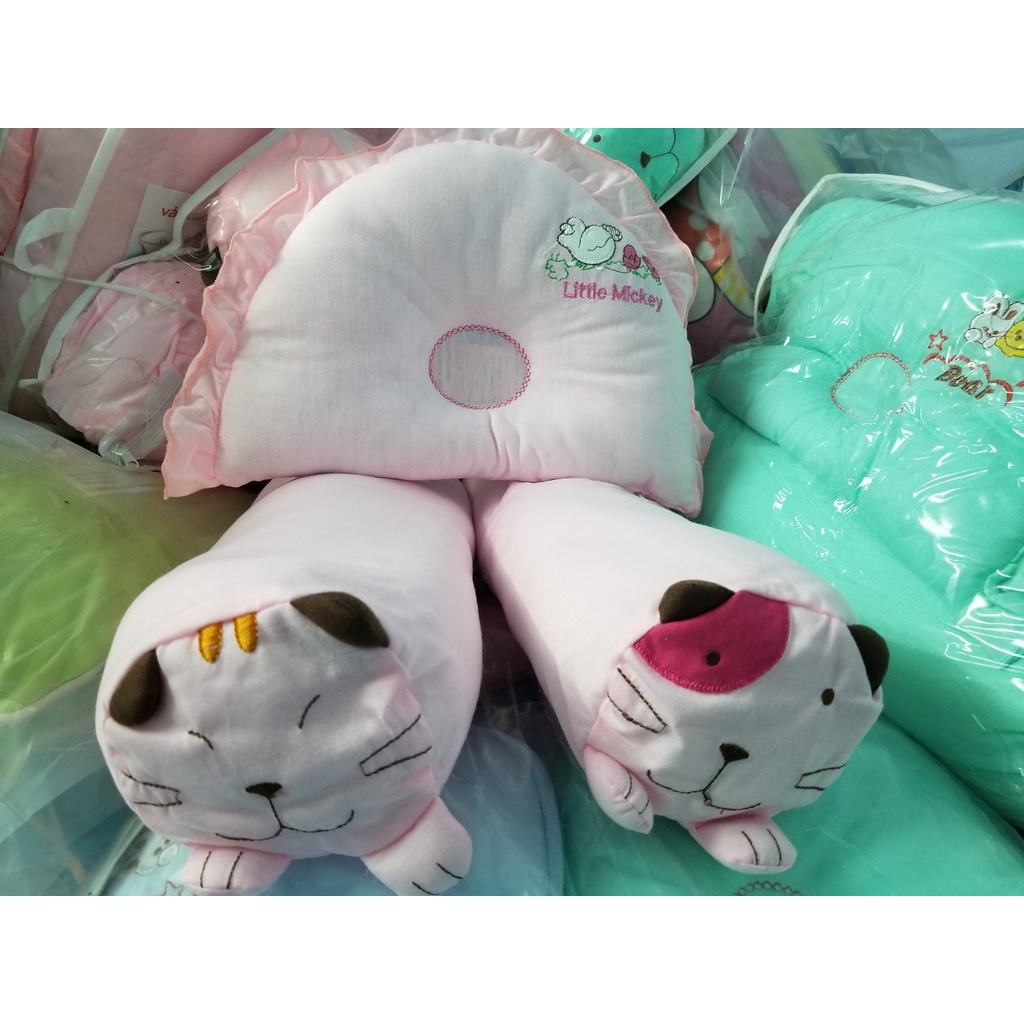Bộ gối ôm hình mèo gối nằm có lõm cho bé