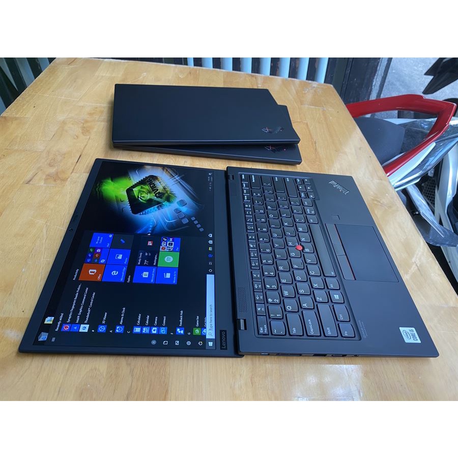 Lenovo Thinkpad X1 Carbon Gen 8