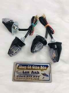 Xi nhan trước Winner X ( bé hơn đèn zin)