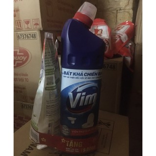 (TẶNG BÀN CHẢI) Vim tẩy bồn cầu 880ml tặng