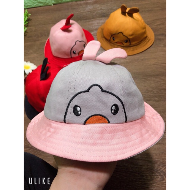 Mũ vịt cho bé