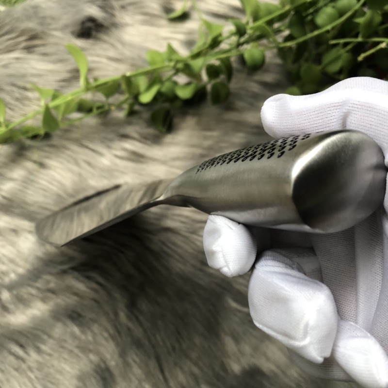 Dao chặt xương chính hãng global, nặng 450g, dài 30cm, dày 3.5li, sắc bén, không rỉ