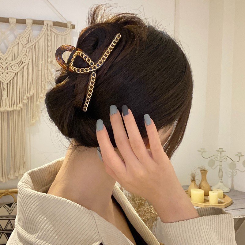 Kẹp tóc càng cua phối dây xích 2021 B433 - Sherry Store
