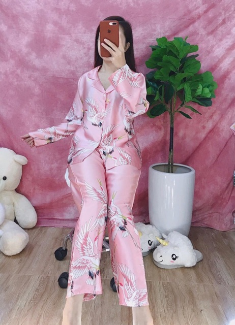 [Mã WAMST112 giảm 25k đơn 150k] BỘ LỤA SATIN CHIM HẠC 💸 | BigBuy360 - bigbuy360.vn