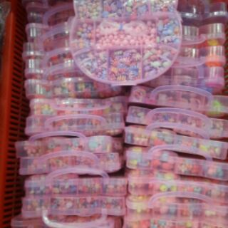 Hộp Kitty xâu hạt. Giá 55k
