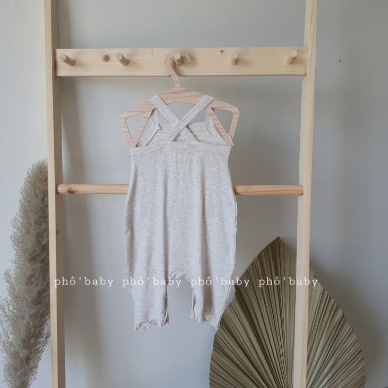 bộ liền thân bé gái