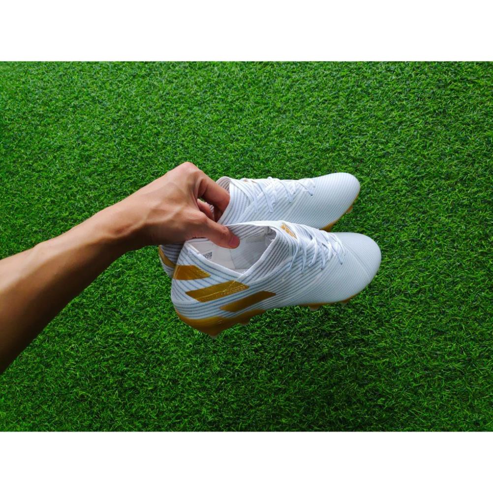 𝐓Ế𝐓🌺 NEW CH Giày đá bóng Adidas Nemeziz 19.1 FG (Trắng vạch vàng) Sút Mạnh new ˇ : ྆ " "