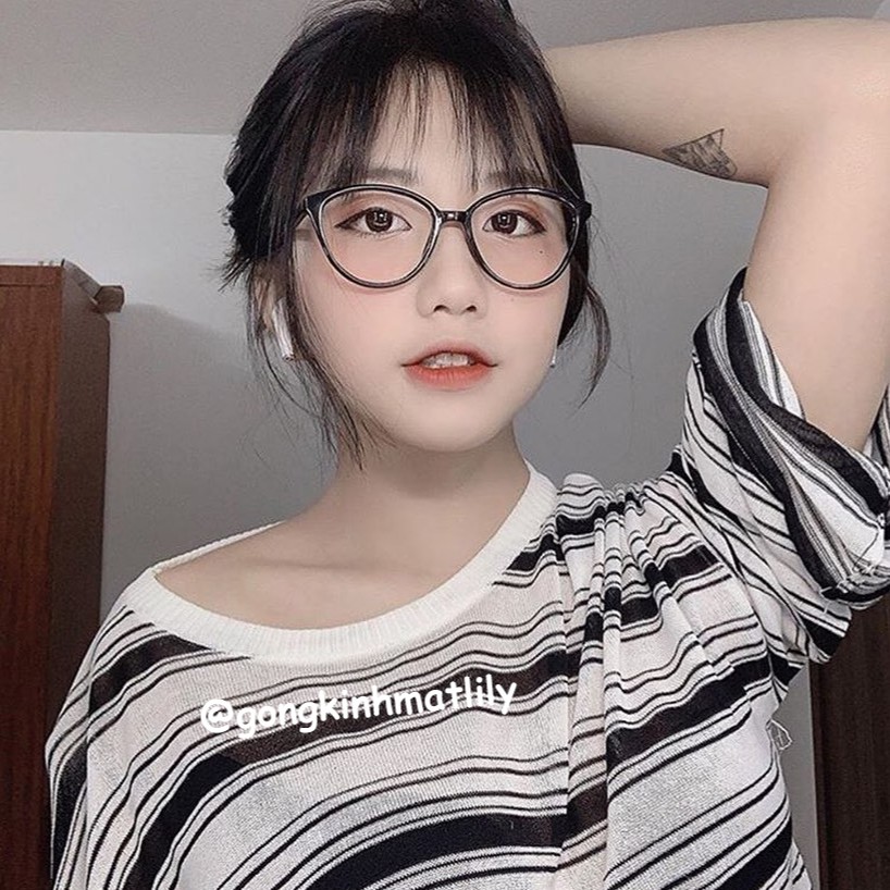 Gọng kính cận nữ LILYEYEWEAR mắt mèo dễ thương màu sắc thời trang phù hợp nhiều khuôn mặt 232360