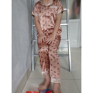 Bộ lụa pizama