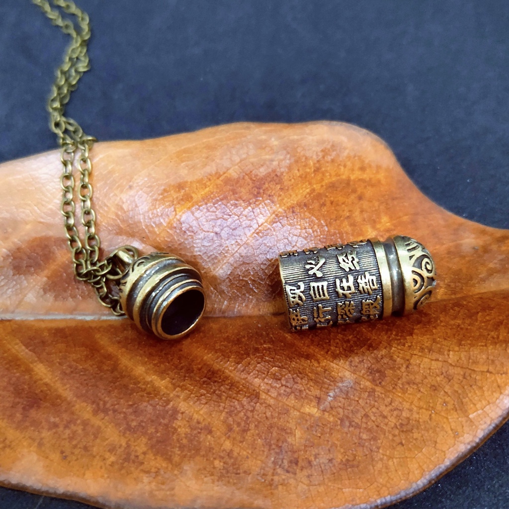 Mặt Vòng cổ Bằng Đồng Thau Hình Bình Đựng Và Muỗng Mini