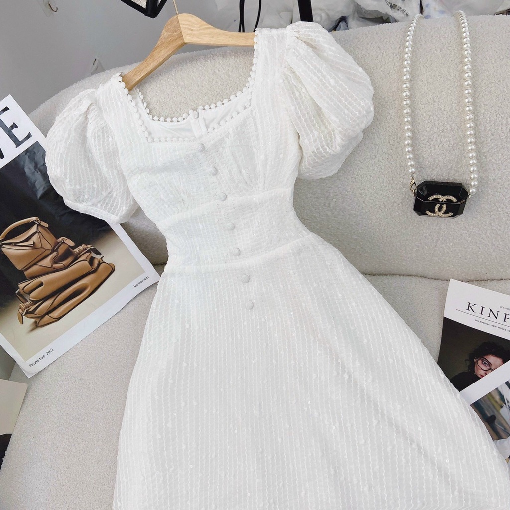 Đầm trắng cổ vuông siêu xinh | BigBuy360 - bigbuy360.vn