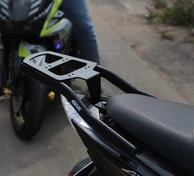 Baga givi cao cấp SR xe Airblade