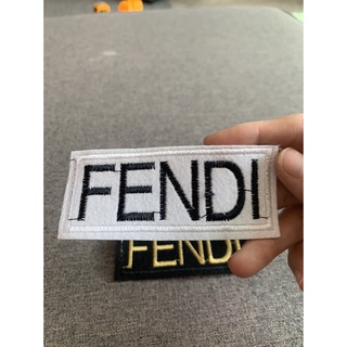 logo thêu fendi