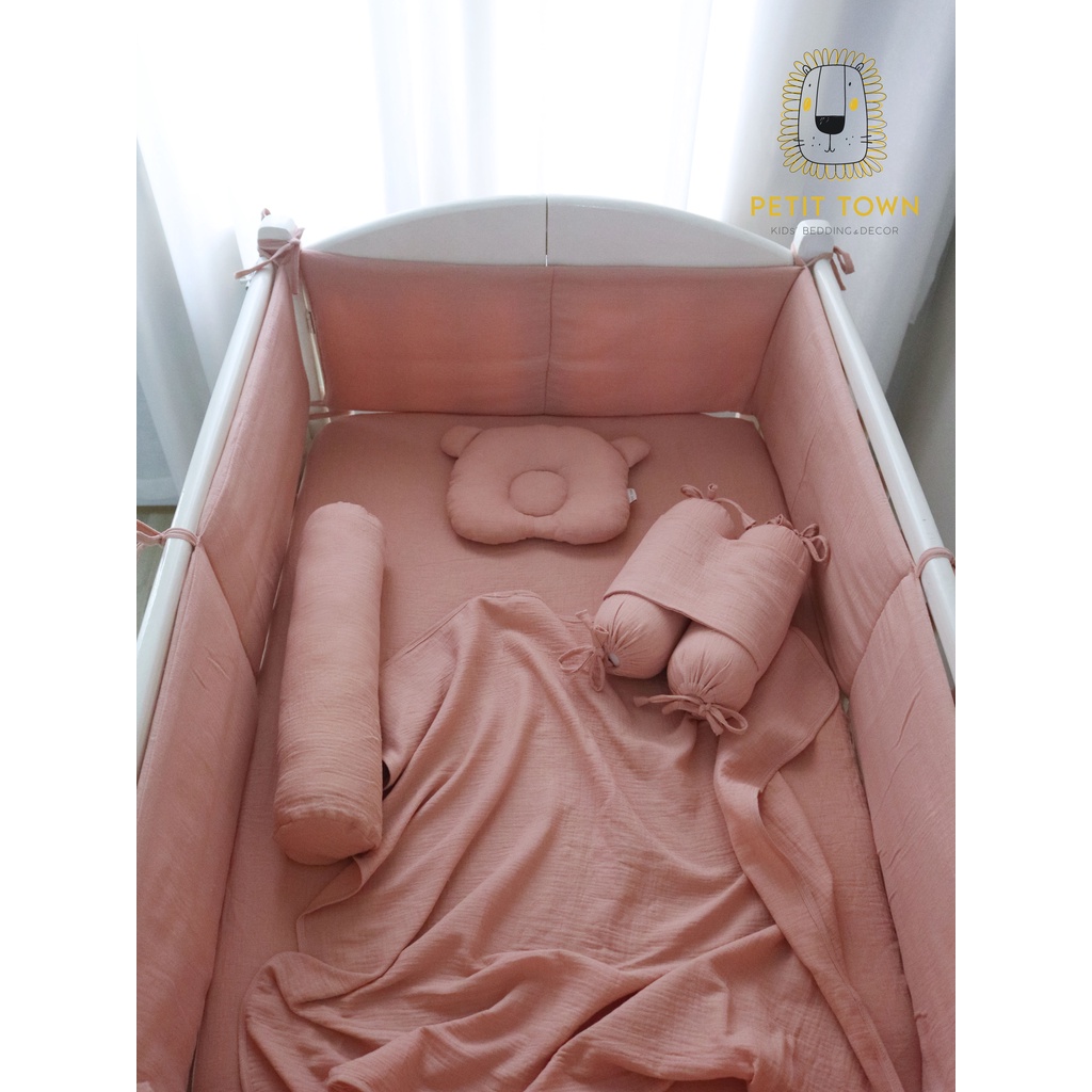 Quây cũi xô muslin chần bông màu hồng cho bé gái Petit Town