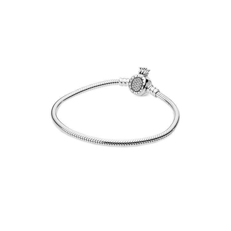 Vòng Đeo Tay Hình Vương Miện Và Chữ O Dễ Thương