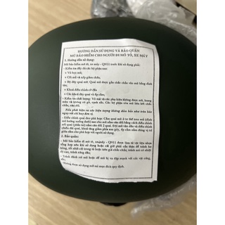 Mũ bảo hiểm có kính,