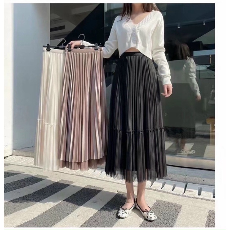 Chân váy xoè dáng dài von ren ngọc xinh xắn