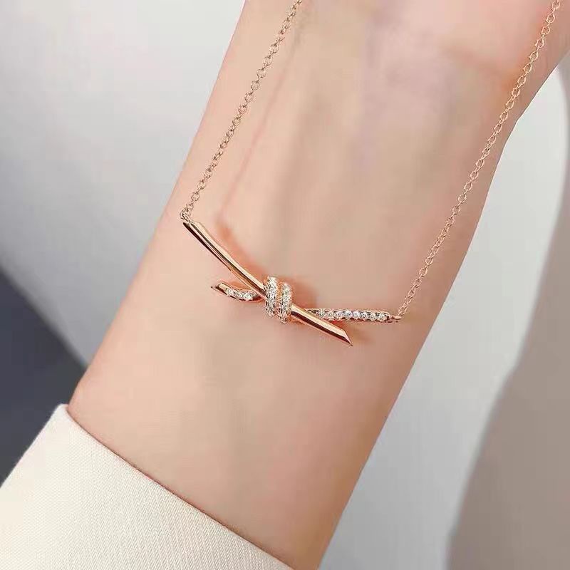Vòng Cổ Nơ Kim Cương Bằng Thép Không Gỉ Sang Trọng Nhẹ Nhàng Cho Cặp Đôi