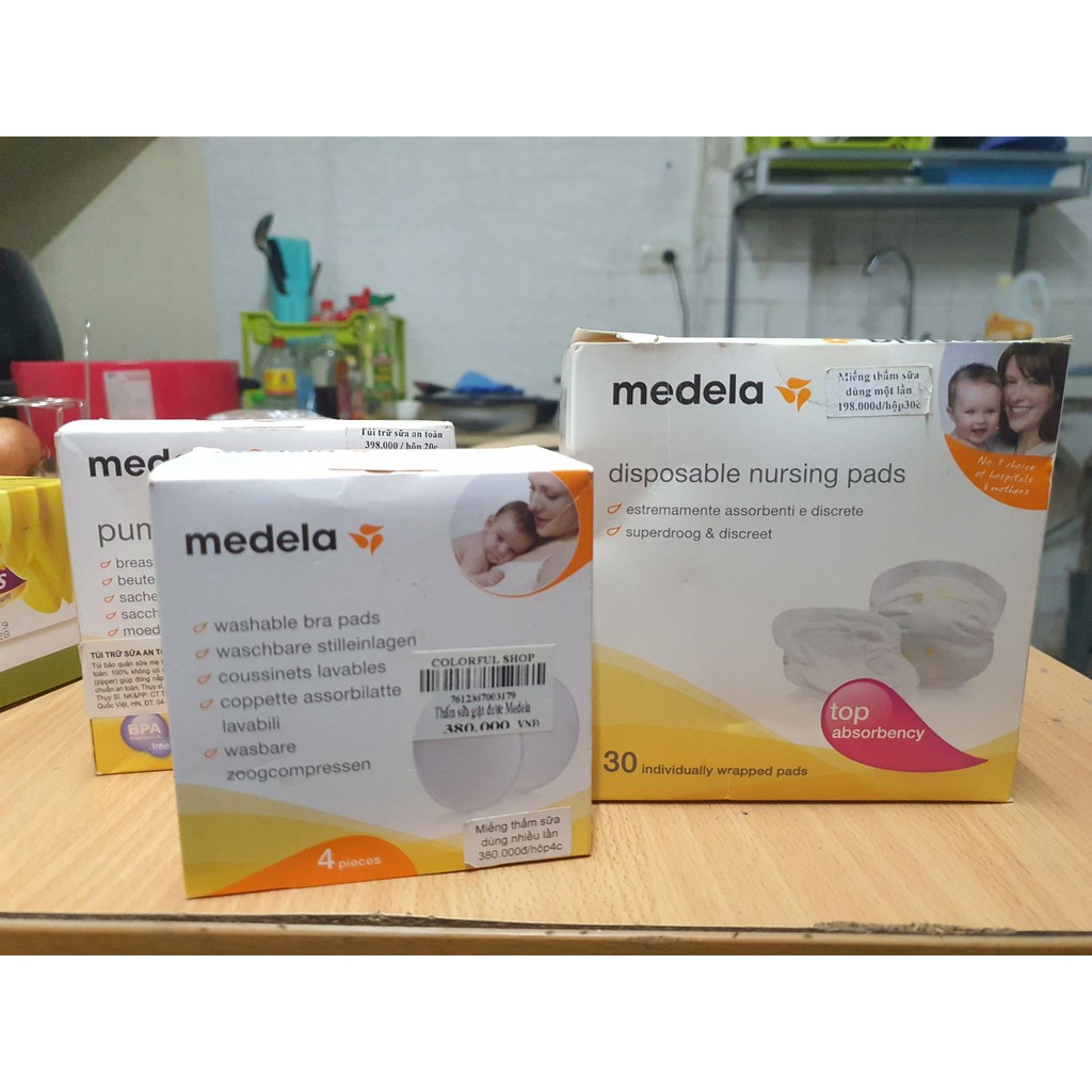 Thấm sữa | Medela giặt được 4 chiếc / dùng 1 lần 30 chiếc